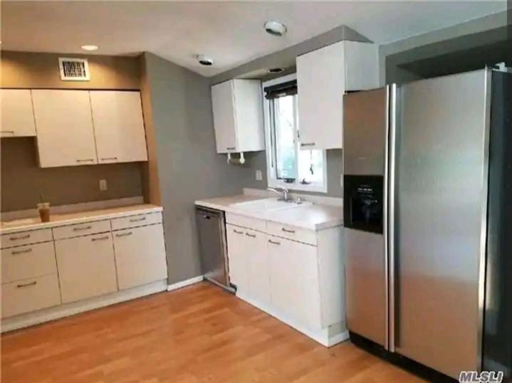 Comfortable Entire House for rent 4 bed 3 baths - B&B