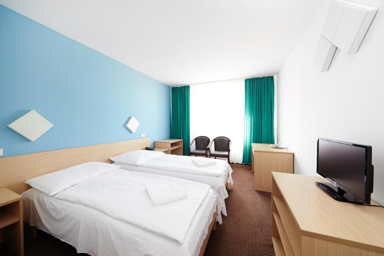 Hotel Mars