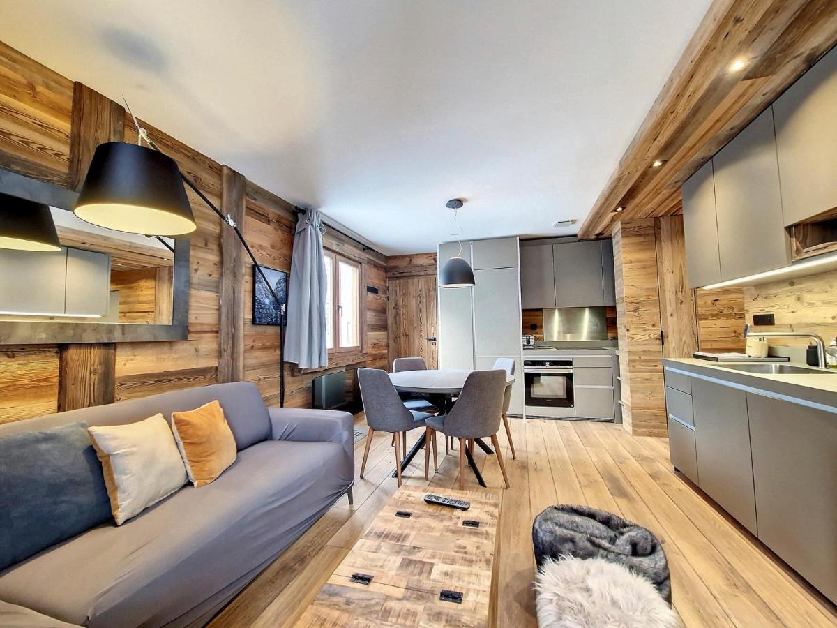 Appartement rénové avec balcon, ski aux pieds, secteur calme à Val d'Isère - FR-1-518-115 - B&B