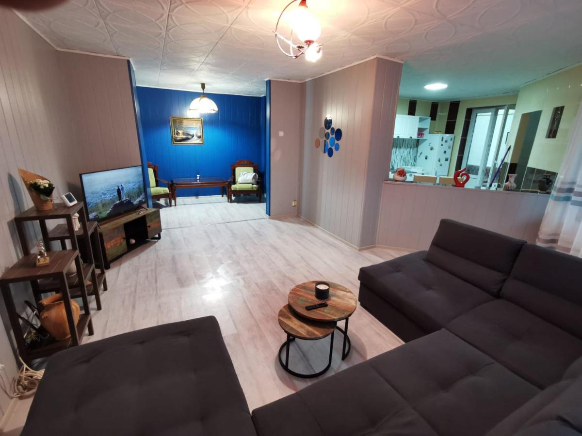 Noah Apartment - Bed and Breakfast