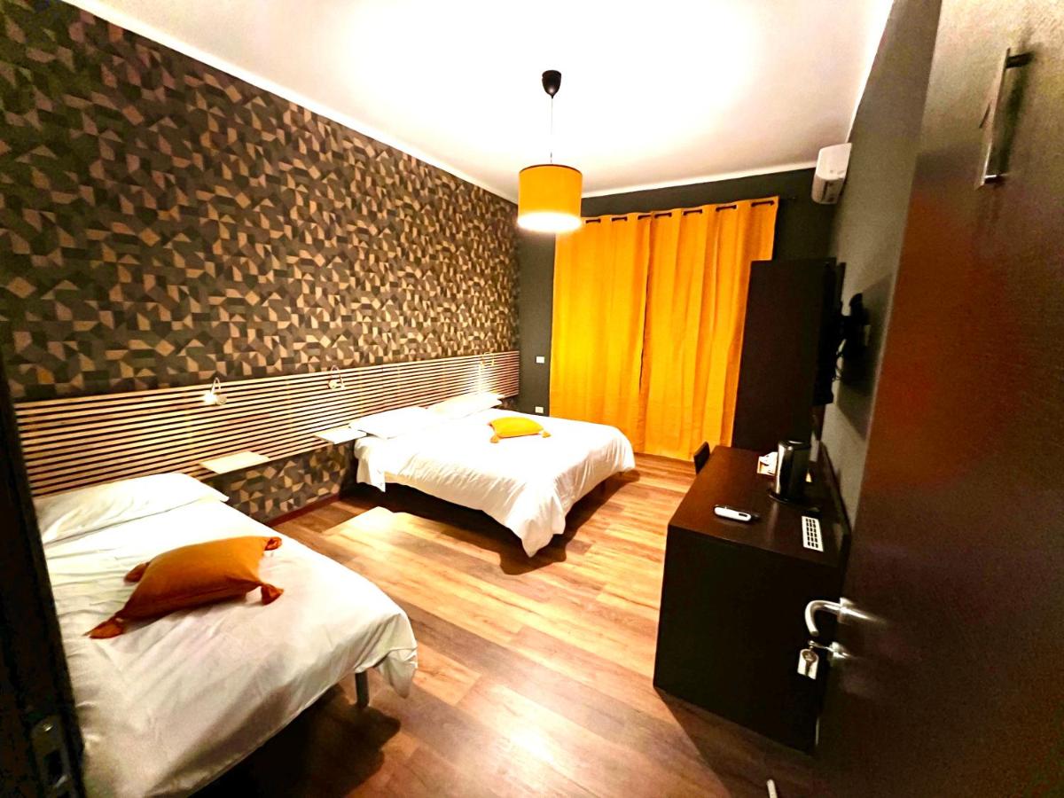 Triple Room with Private External Bathroom