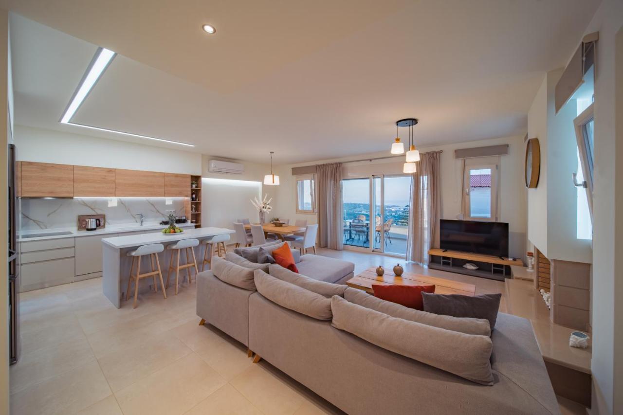 Aloni 3 bedroom Sea View Villa with private pool - B&B Hersonissos