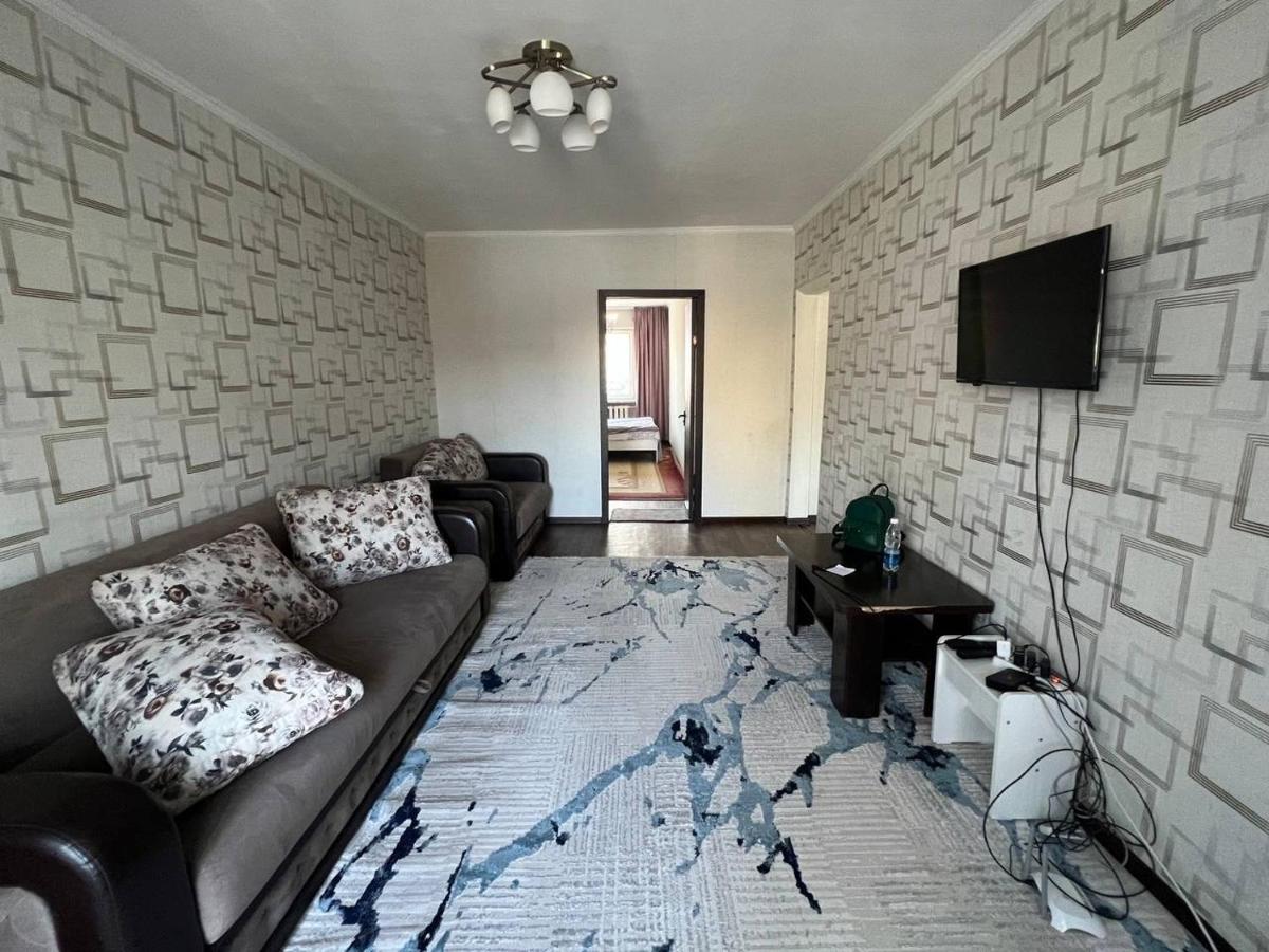 apartment on Abdrakhmanova 136 - B&B
