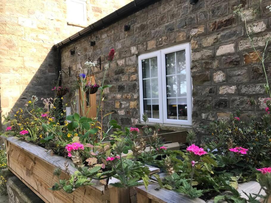 B&B Harrogate - Luxury Barn Conversion at Rudding - Bed and Breakfast Harrogate