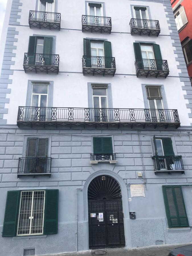 Casa Vacanze FUNICULI' AL CORSO - B&B
