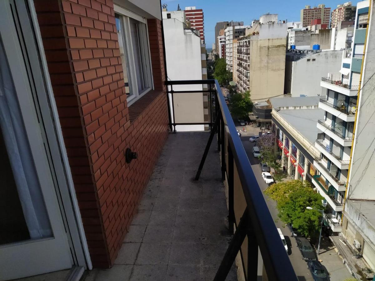 Departamento en Mar del Plata, excelente ubicación, pleno centro, 3 habitaciones, solo grupo familiar, no se permiten grupo de jóvenes - B&B