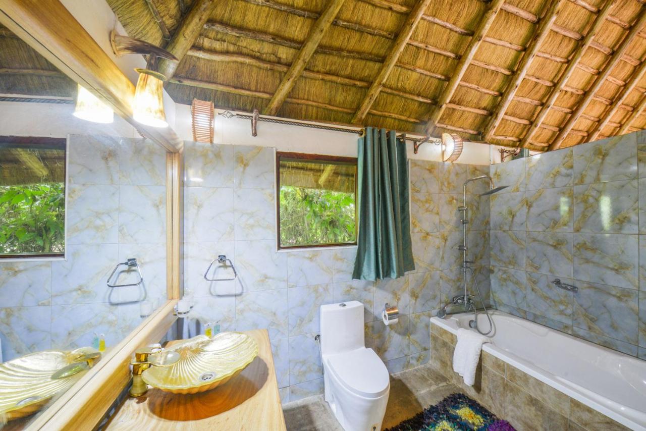 Familiekamer met Gedeelde Badkamer