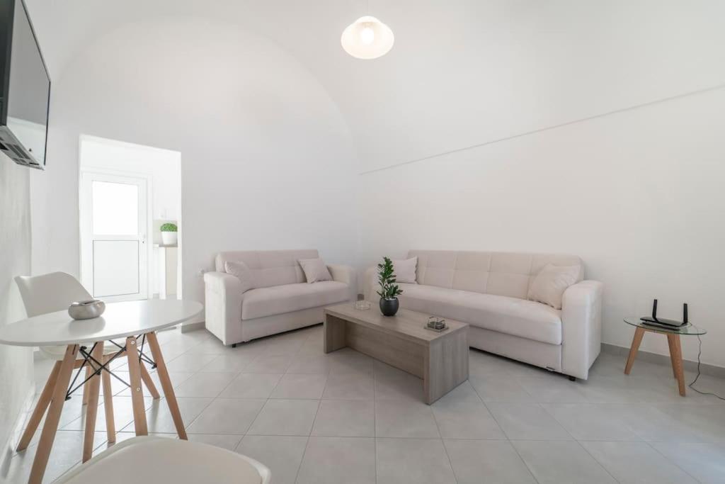 Yann House Imerovigli - Ferienwohnung Merovígli