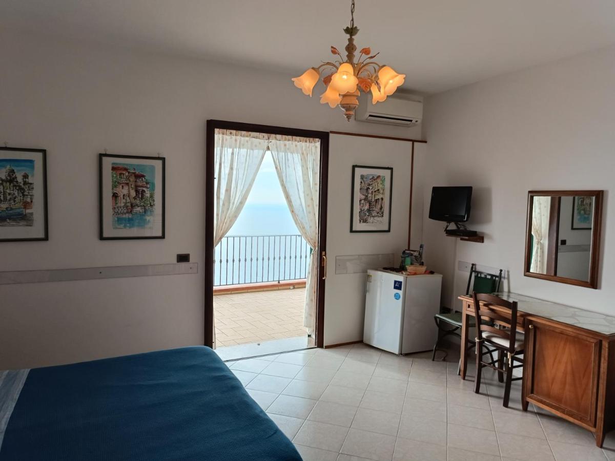 NINO'S IN NOCELLE - B&B Positano