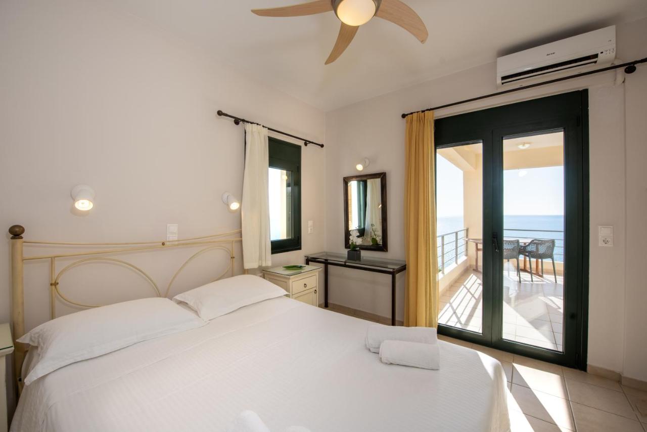 Apartment with Sea and Pool View - First Floor (B3&B4)