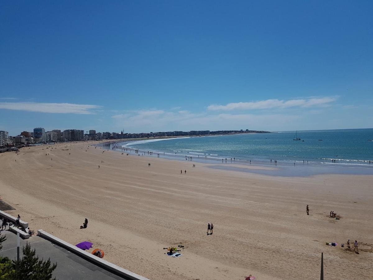 Appartement T2 face plage, confortable, balcon, 4 pers., prox. centre, parking, ascenseur - FR-1-331-9 - Chambres d’hôtes Les Sables d'Olonne