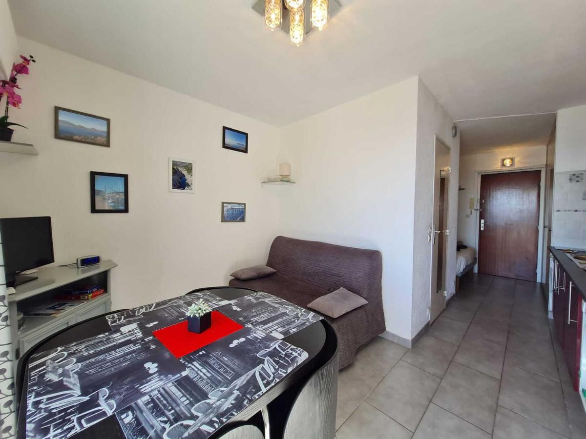 F1 avec terrasse et WiFi - Proche thermes Balaruc - FR-1-503-160 - Chambres d’hôtes Balaruc-les-Bains