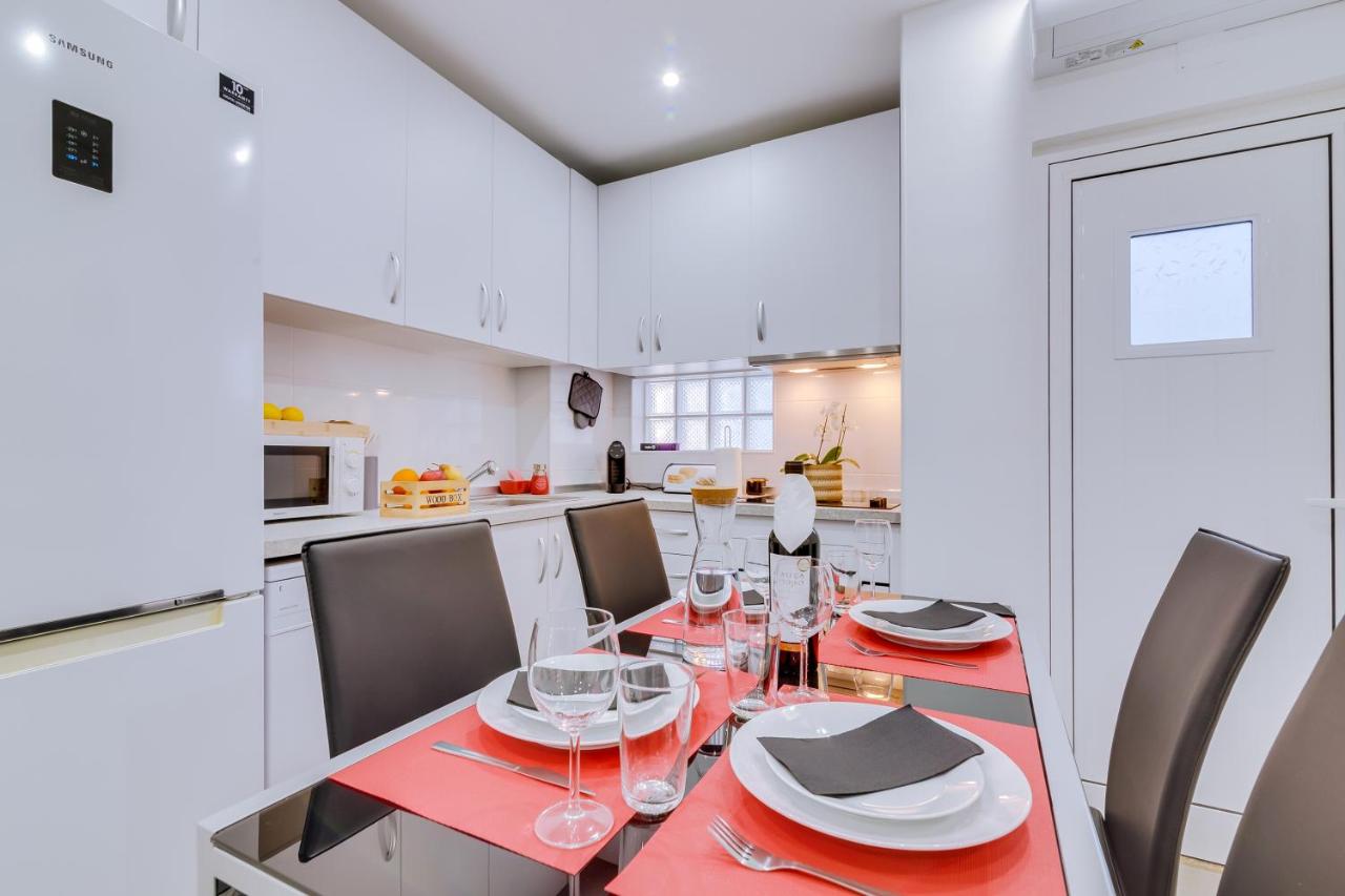 Faro: Casa Trevo com terraço BBQ - B&B Faro