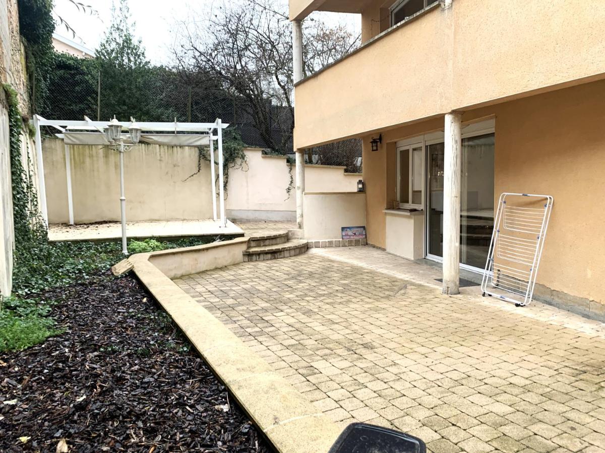 Appartement tout confort avec terrasse - B&B