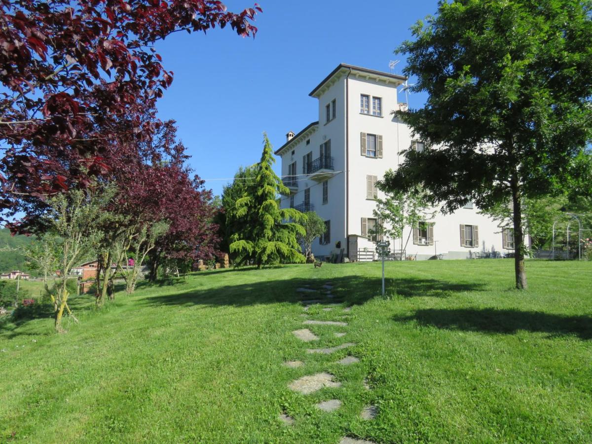 B&B Borgo Val di Taro - Rose e Cioccolato B&B - Bed and Breakfast Borgo Val di Taro