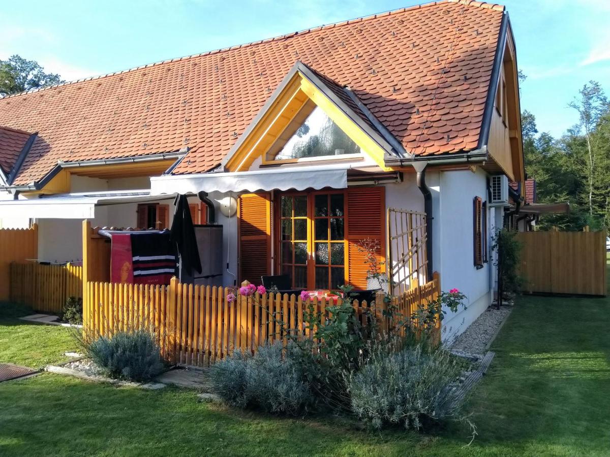 Apartment Trobentica 40 Moravske Toplice - SPA - Bed and Breakfast