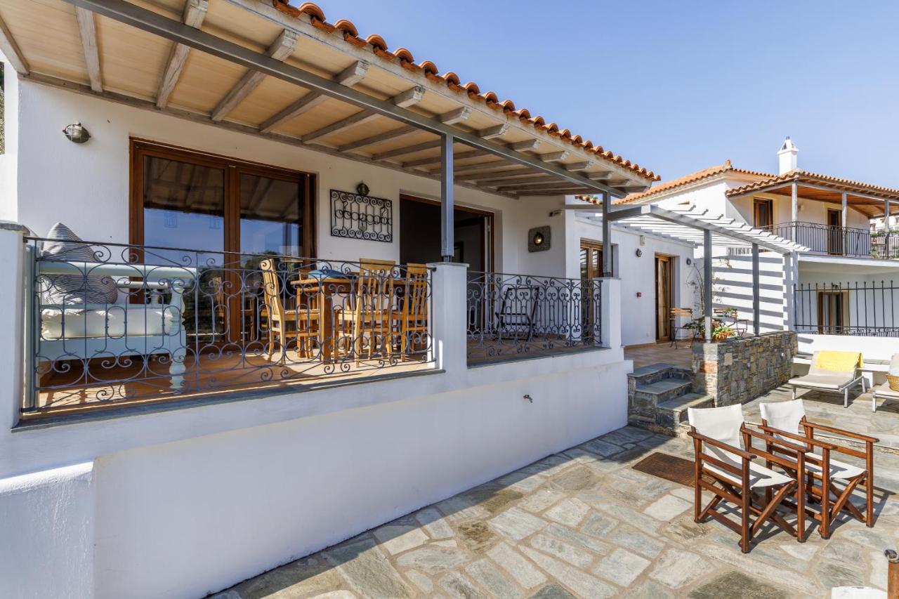 Irida House - B&B