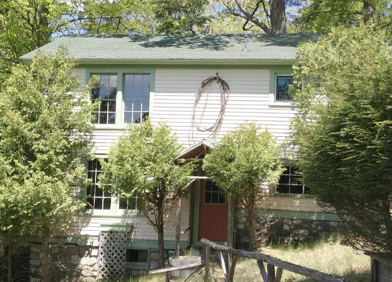 Adirondack Cottage Retreat - B&B