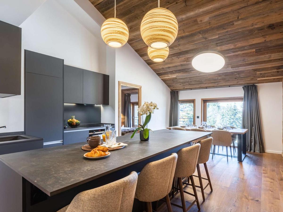 Joli duplex 8 pers, skis aux pieds, parking couvert, Courchevel Village - FR-1-631-108 - Chambres d'hôtes Courchevel 1550