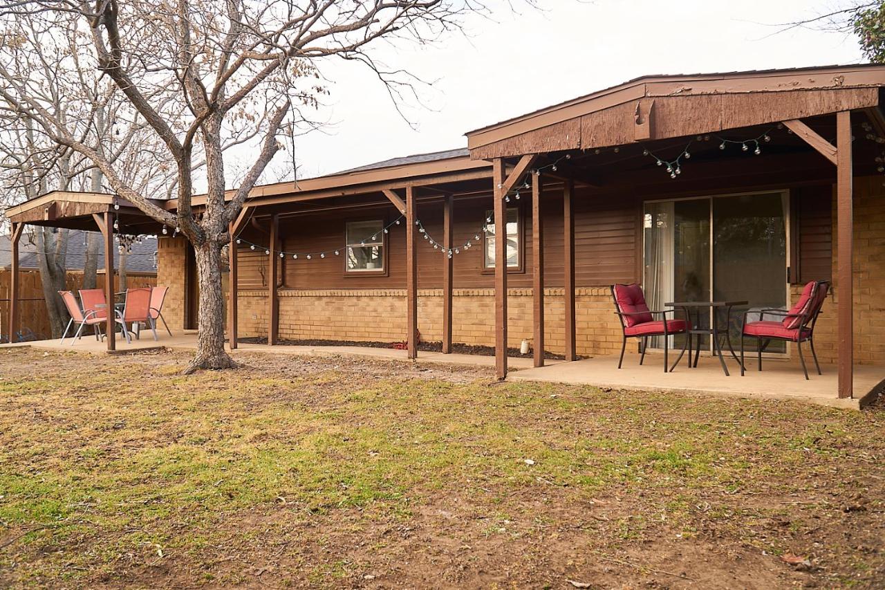 Cozy and relaxing home in downtown Frisco - Bed and Breakfast Frisco