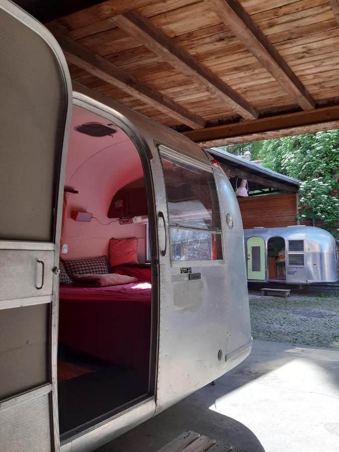 Airstream Hotel - Ferienwohnung