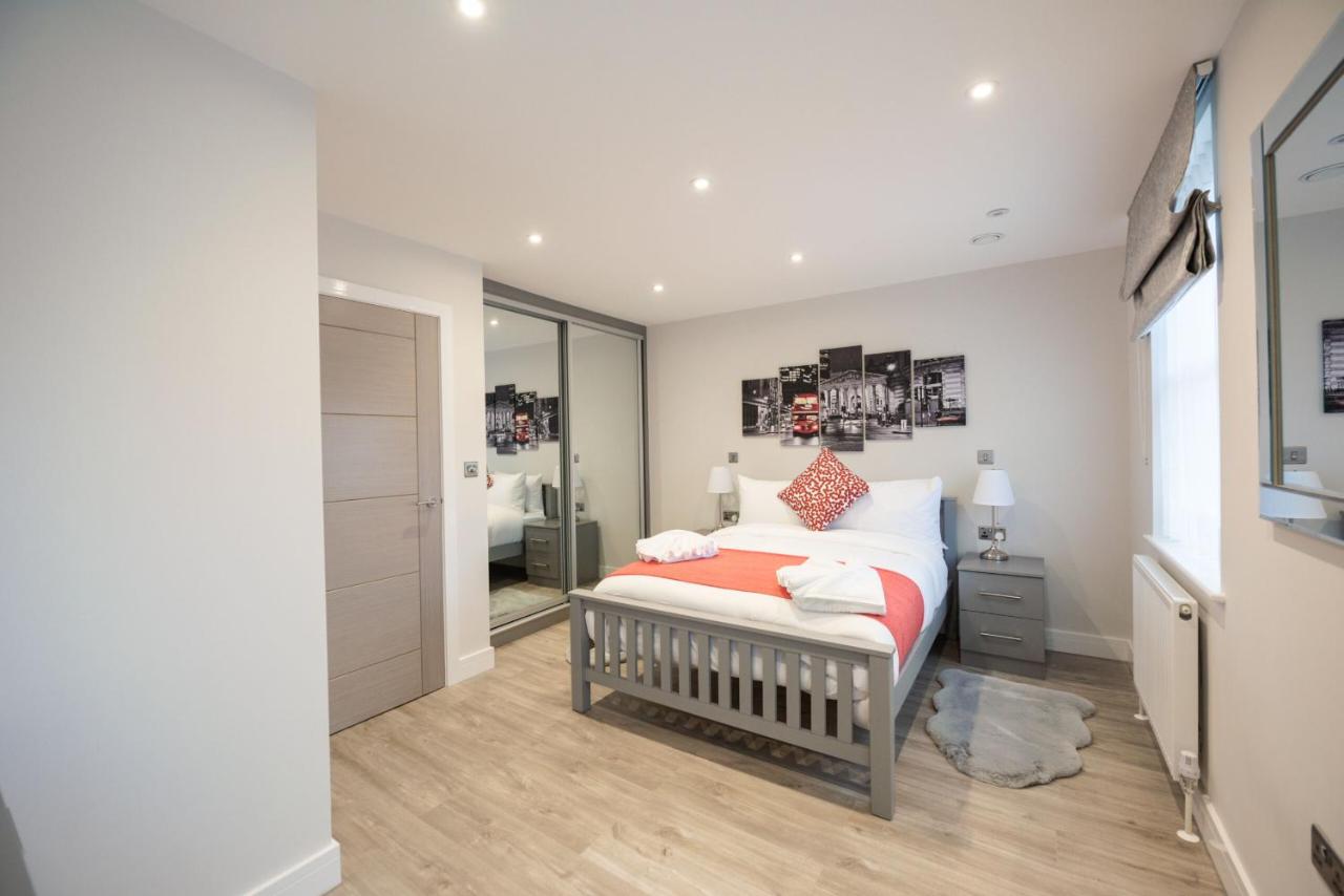 One-Bedroom Superior Apartment