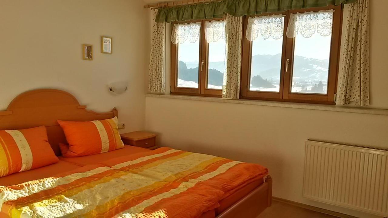 Apartment mit 2 Schlafzimmern und Balkon