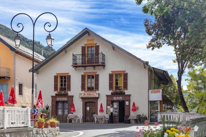 Gite Le Pelens - B&B Saint-Martin-d'Entraunes