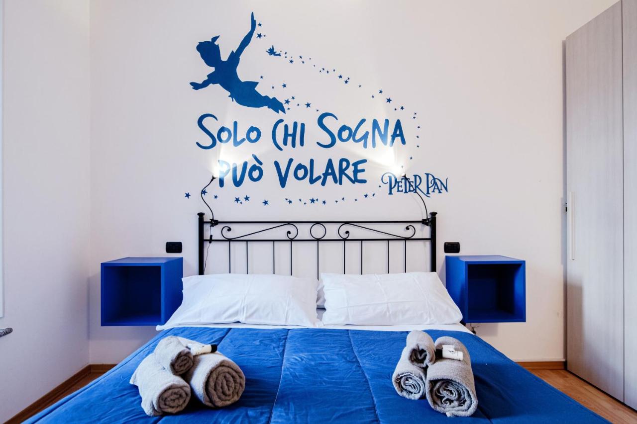 Blue Loft - The House Of Travelers - B&B