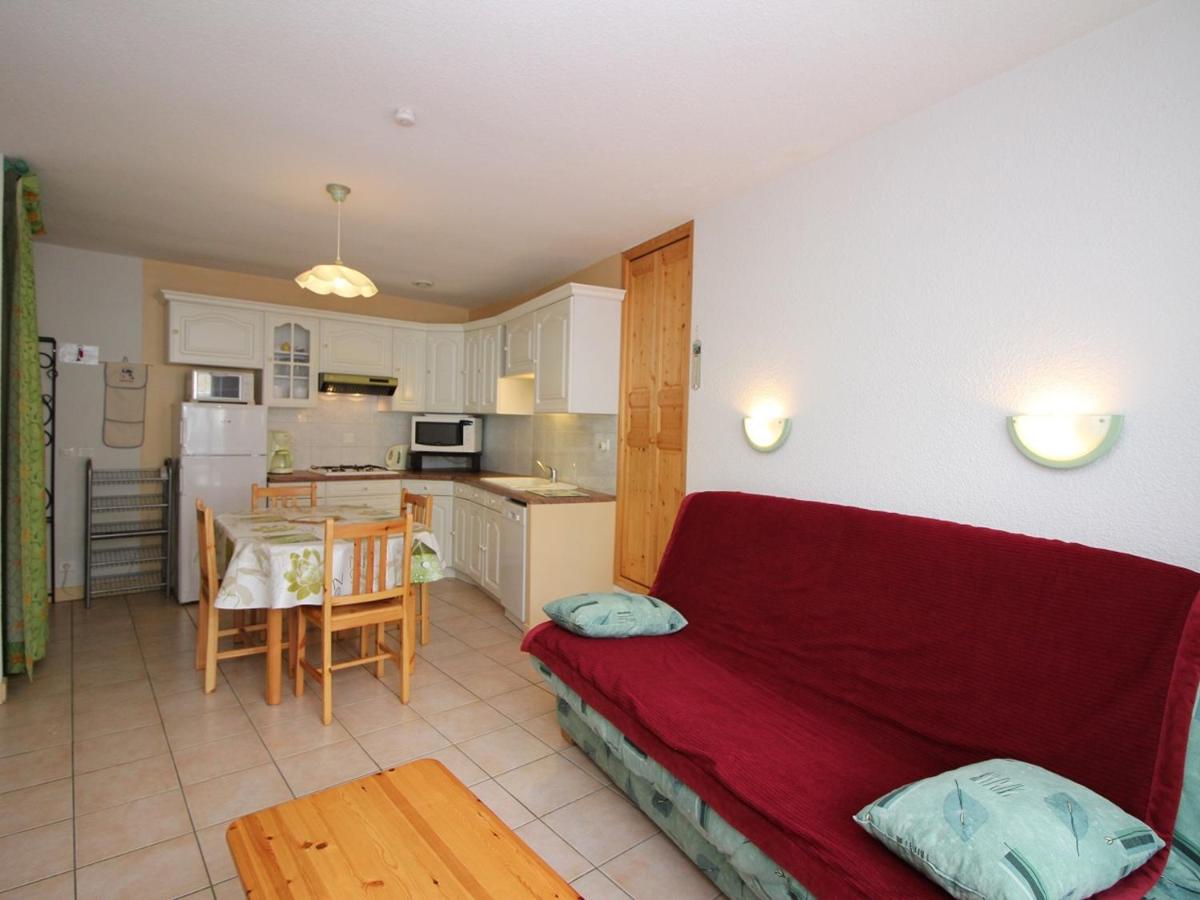 Appartement 2 pièces au Mont-Dore, 300m des Thermes, rez-de-chaussée, classé 2 étoiles - FR-1-608-112 - B&B
