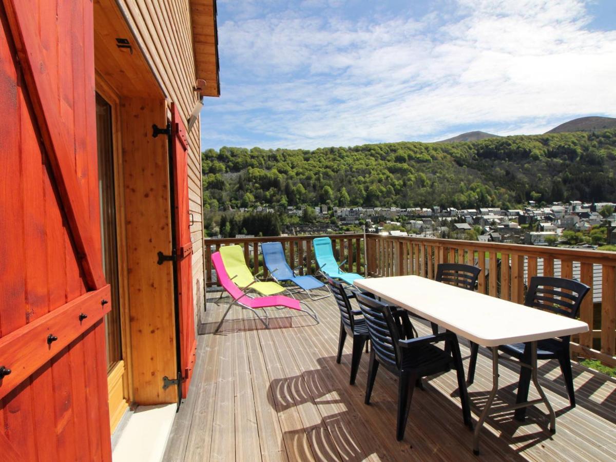 Chalet 4* avec Terrasse Panoramique, WiFi et Parking, 8 Pers. - FR-1-608-15 - Chambres d'hôtes Le Mont-Dore