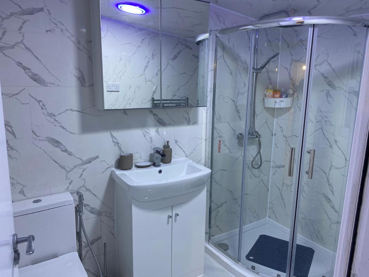 Doppelzimmer mit Gemeinschaftsbad