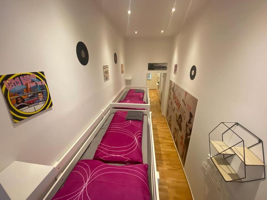 B&B Wien - Cozy appartm with + airport/city center connection - Bed and Breakfast Wien