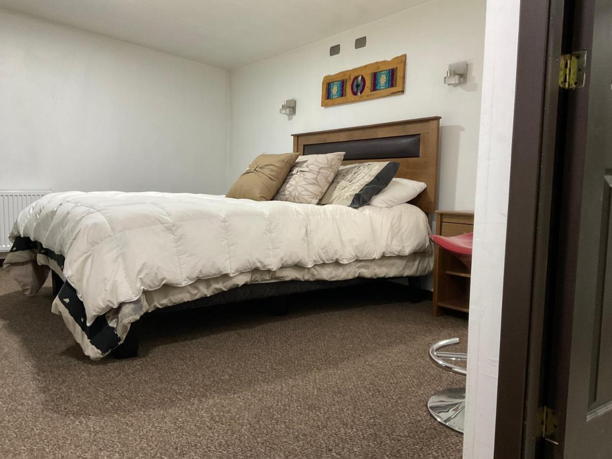 Deluxe Doppelzimmer (2 Erwachsene & 1 Kind)