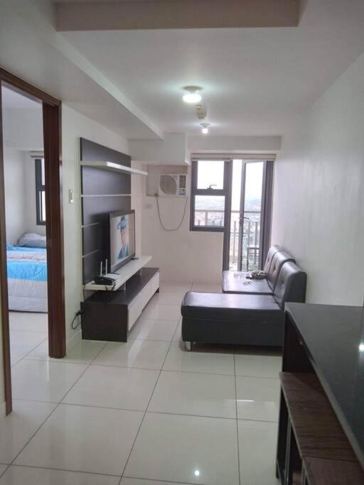 1 bedrm condo, Tower 2, Hor 101 - Chambres d’hôtes Cebu