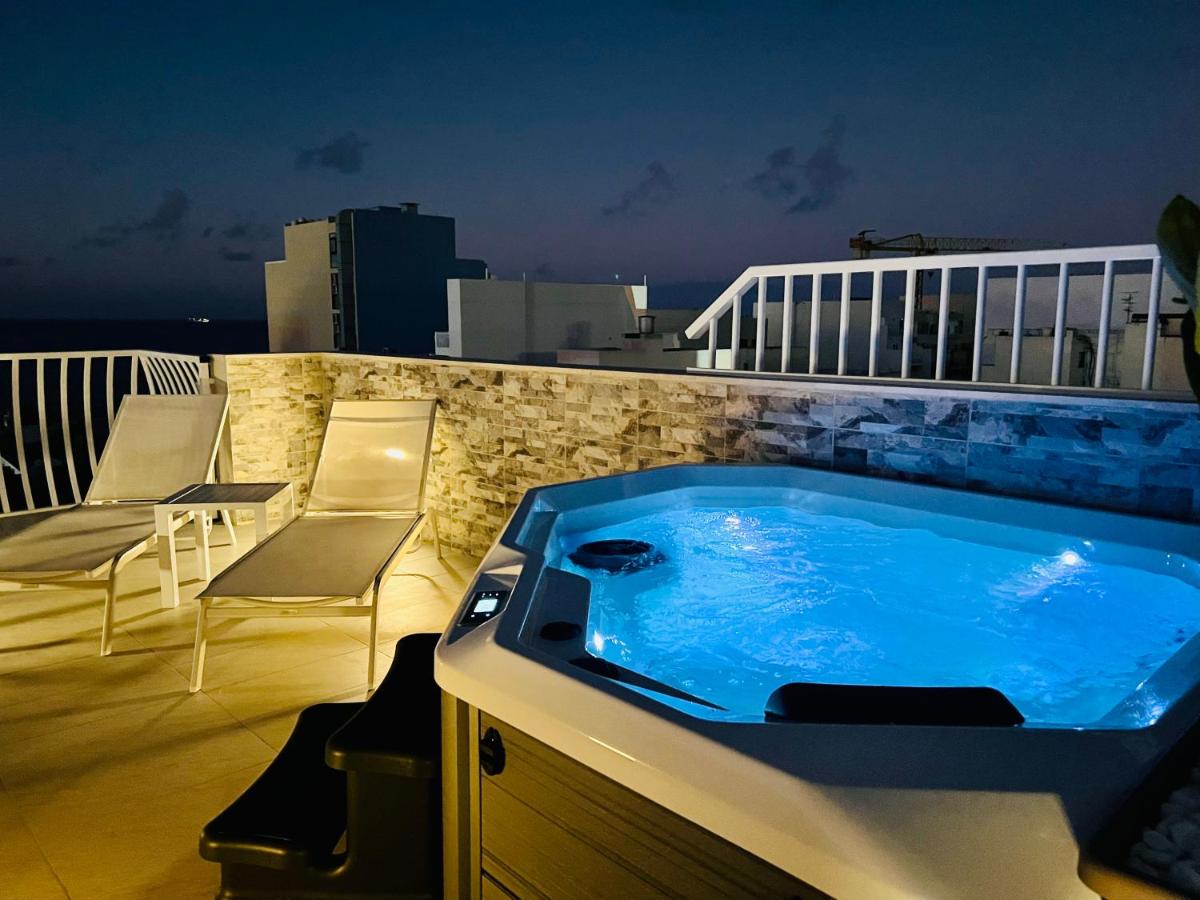 B&B San Pawl il-Baħar - Seaview Portside Penthouse SUPERIOR - Bed and Breakfast San Pawl il-Baħar