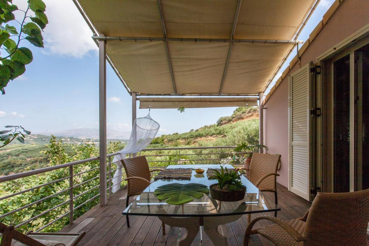 Eco Friendly Country Home - B&B Kókkinos Pýrgos