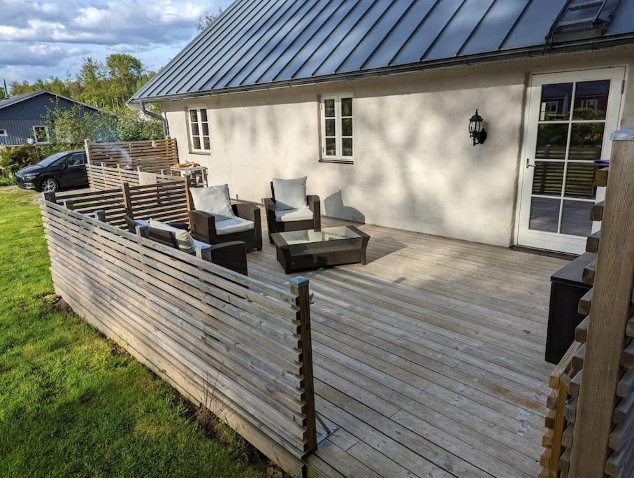 Beautiful and cosy house near the lake - B&B Olofström