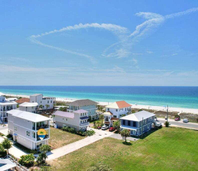 B&B Panama City Beach - Shore to Please! Pet friendly! Steps to the beach! - Bed and Breakfast Panama City Beach