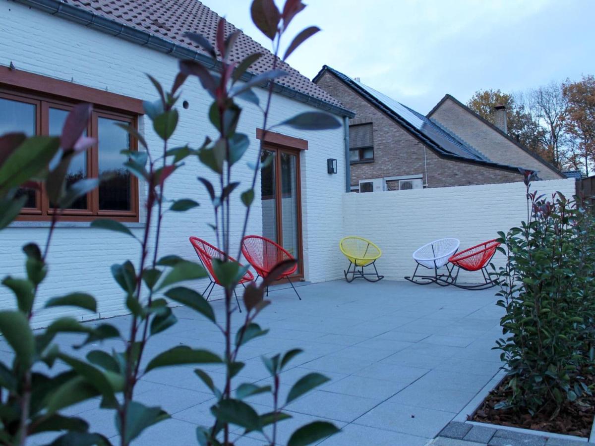 B&B Lanaken - Attractive bungalow in Lanaken with fenced garden - Bed and Breakfast Lanaken