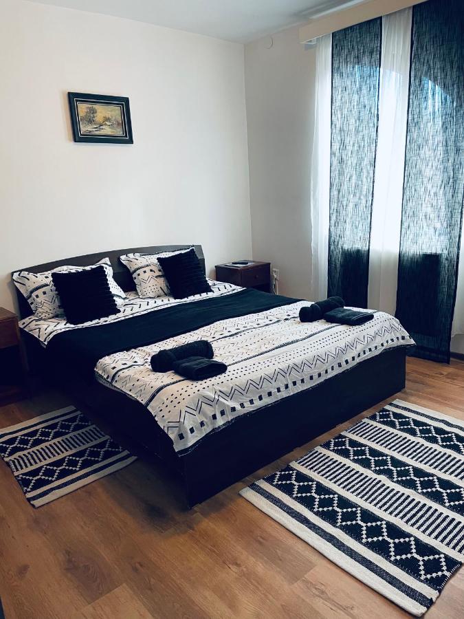 Chambre Double avec Salle de Bains Commune