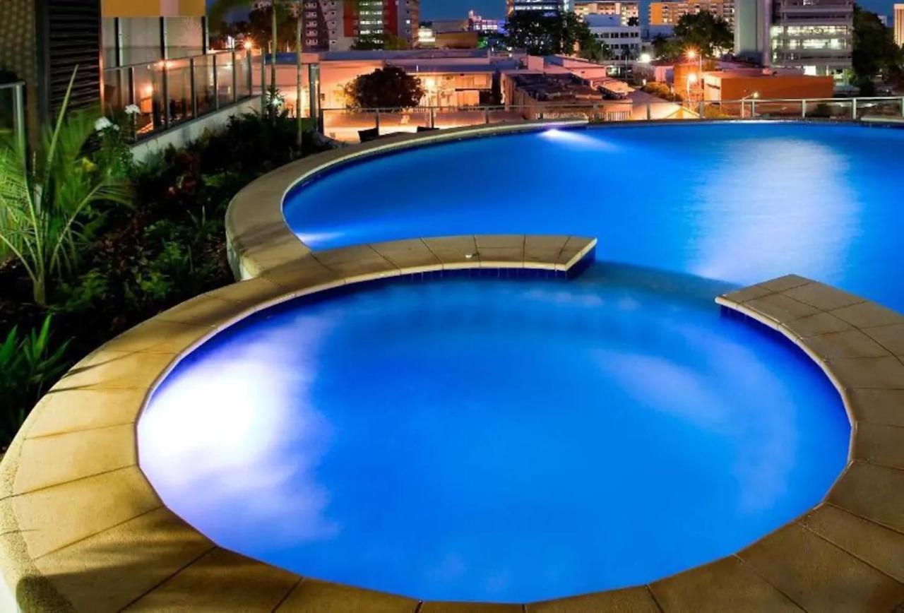 Pandanas Apt 5 15th fl Darwin CBD Harbor views - B&B