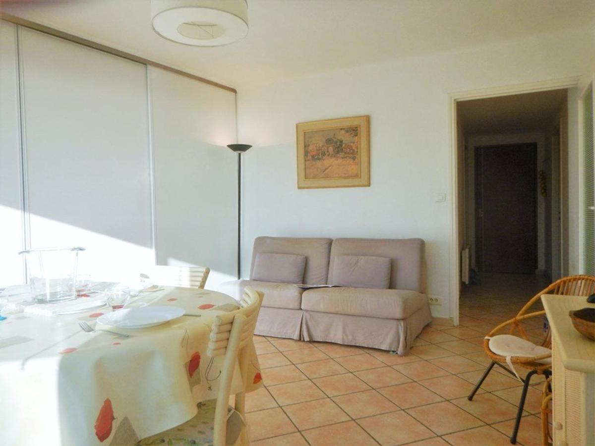 Appartement 2 pièces, terrasse, proche plage et centre, Le Lavandou - Chambres d'hôtes Le Lavandou