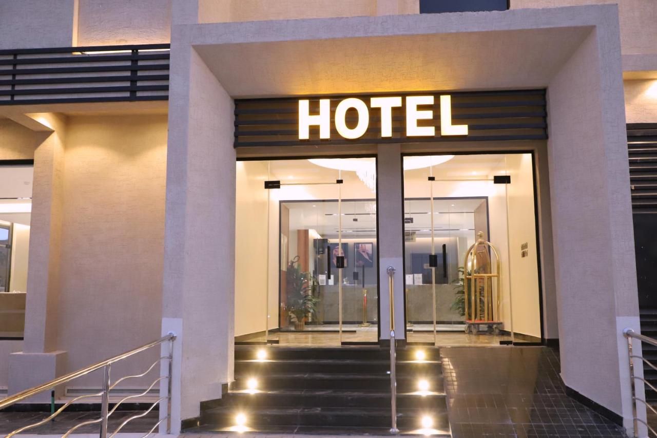 فندق الأفنيوز بالرس - B&B