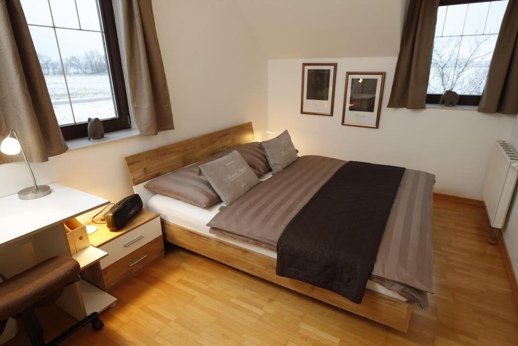 Traumhaft großes, sonniges Haus in Wien Nähe - Bed and Breakfast