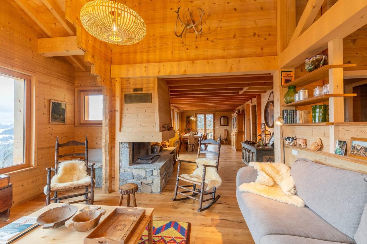 Charming family chalet with views of the Aravis - B&B Manigod