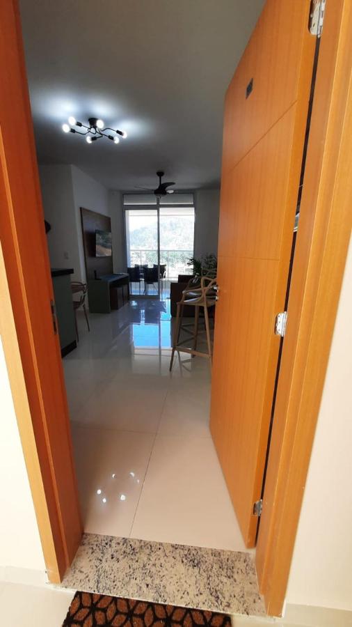 Apto completo Praia Toninhas - B&B