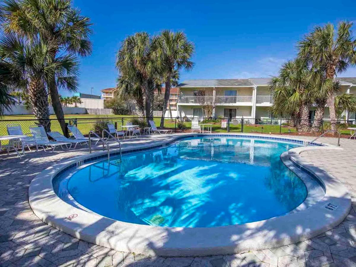 Two-Bedroom Apartment with Pool View