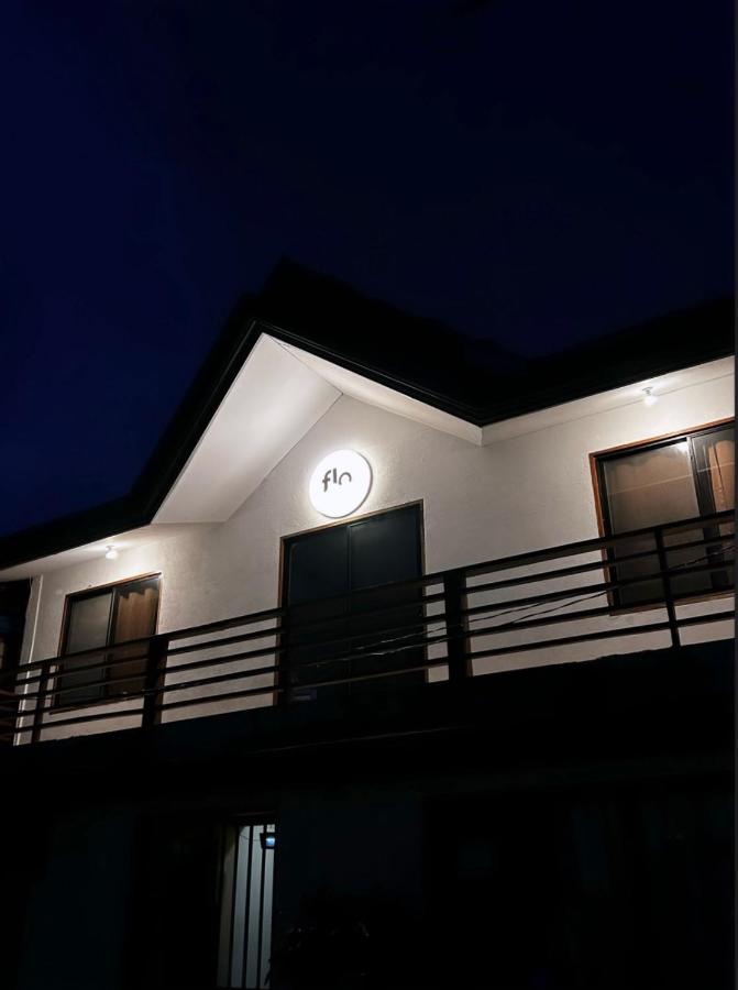 Flo Island Home - Bed and Breakfast