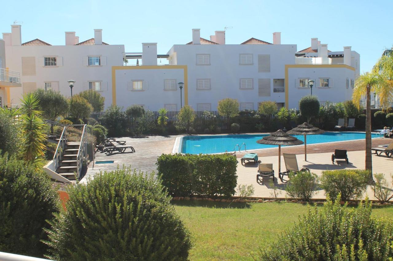 Deluxe Apartment mit Blick auf den Pool